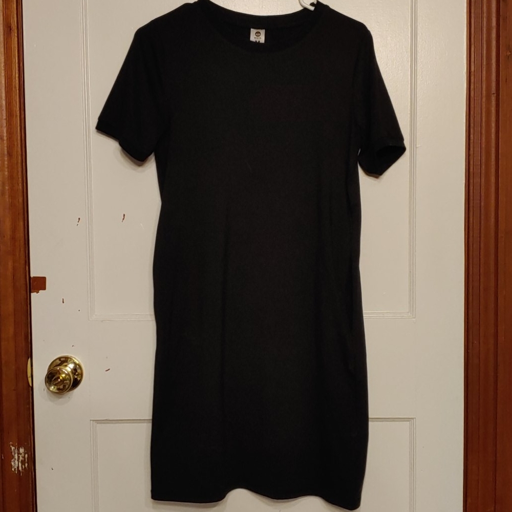 Senita black dress